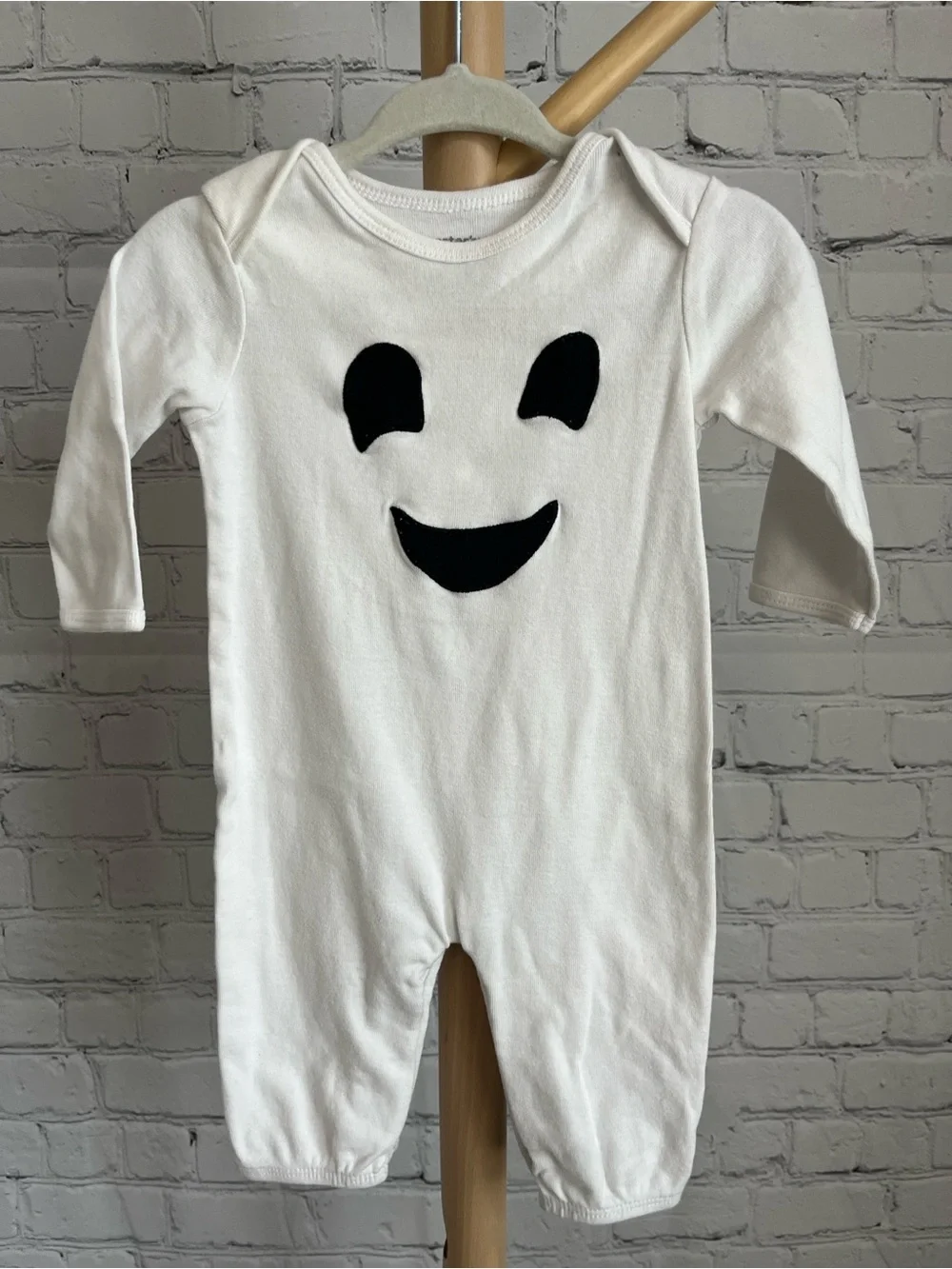 ⭐️⭐️ PICK 5 / $20 Carter's White Ghost One-Piece